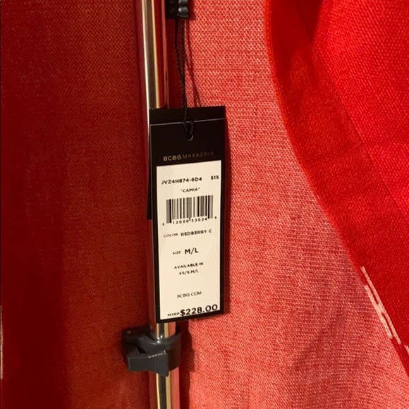 BCBG cardigan m/L - Picture 2 of 3